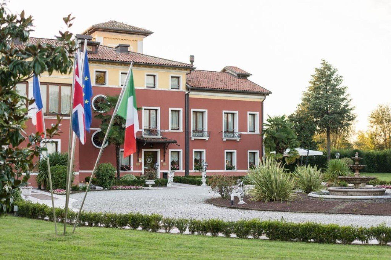 Park Hotel Villa Vicini Preganziol Exterior foto